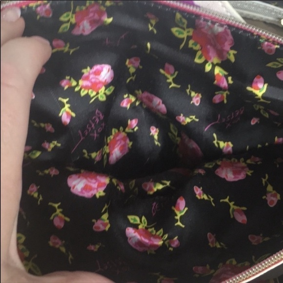 Betsey Johnson satchel with crossbody strap - Picture 6 of 10